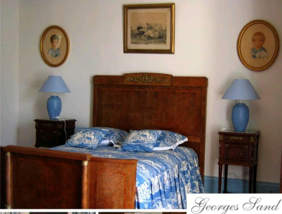 Chateau De La Rue Bed & Breakfast 3*